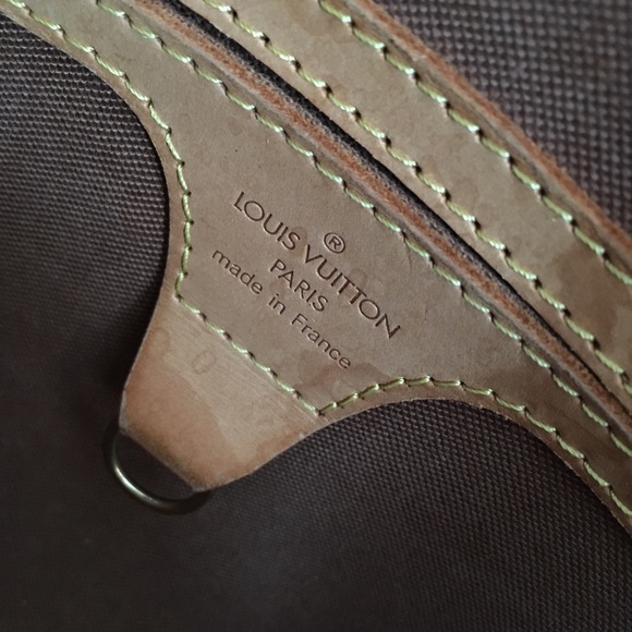 Authentic LV ellipse MM - Picture 7 of 8